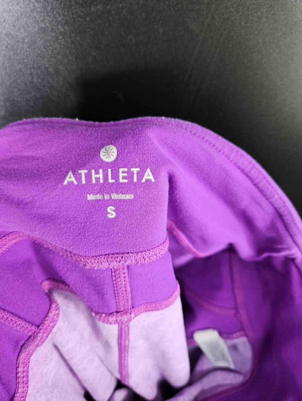 Athleta Capri Leggings
